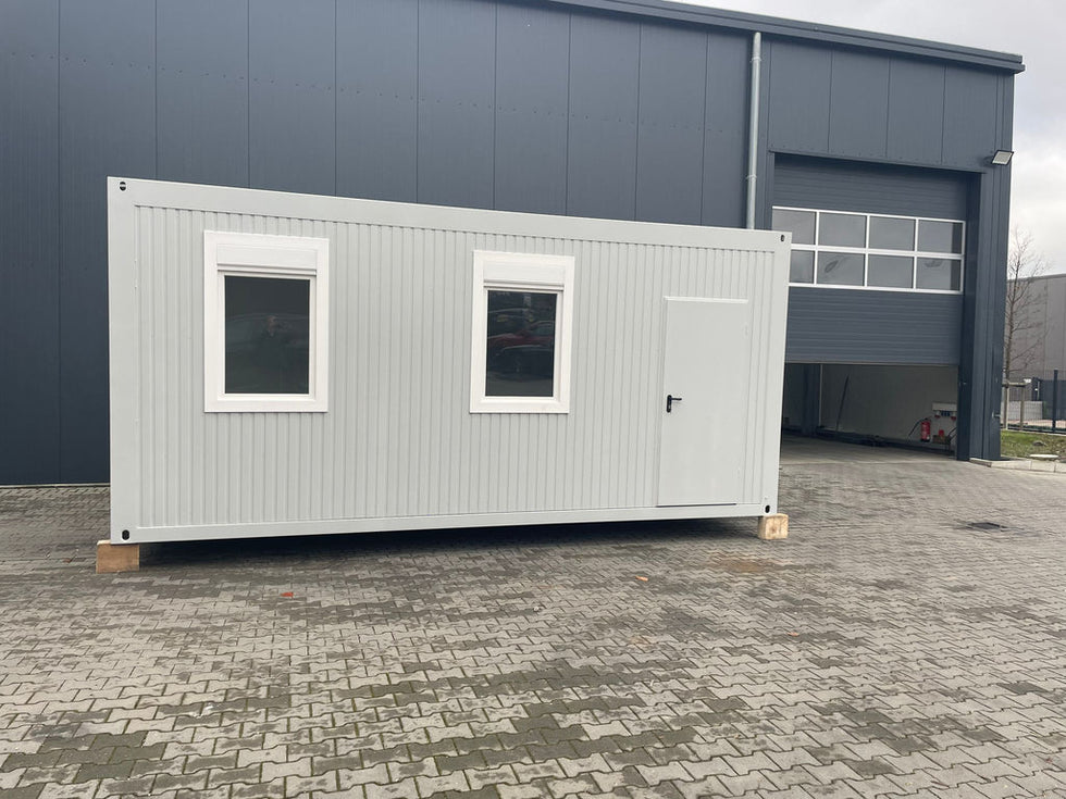 Contenedor oficina de 6,75 × 2,42 M ( Ref: 2350 )
